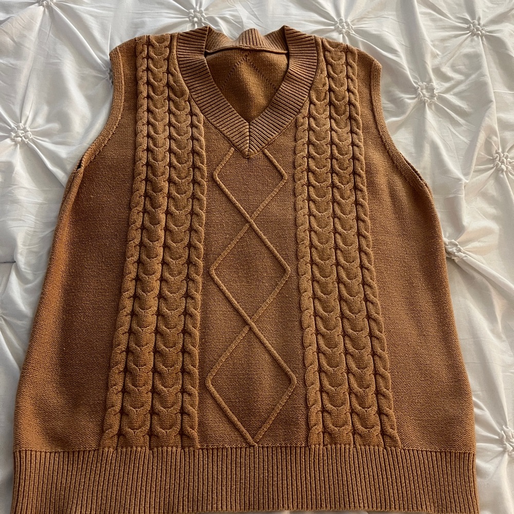 SHEIN Women's Brown V-Neck Cable Knit Sweater Vest